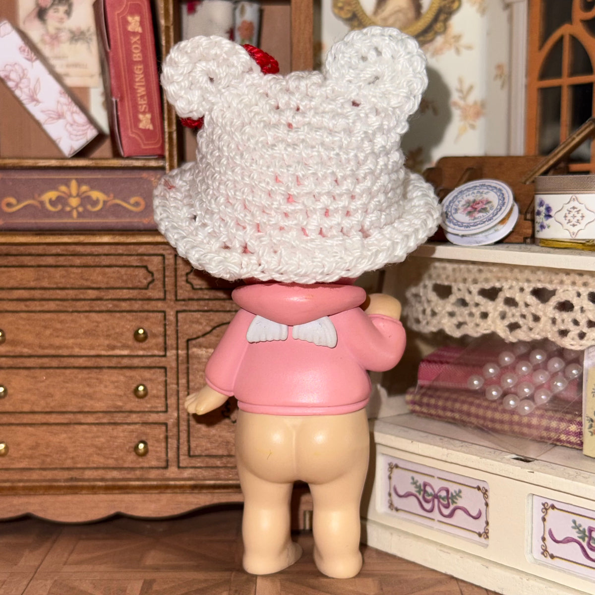 Hello Kitty Crochet Hat